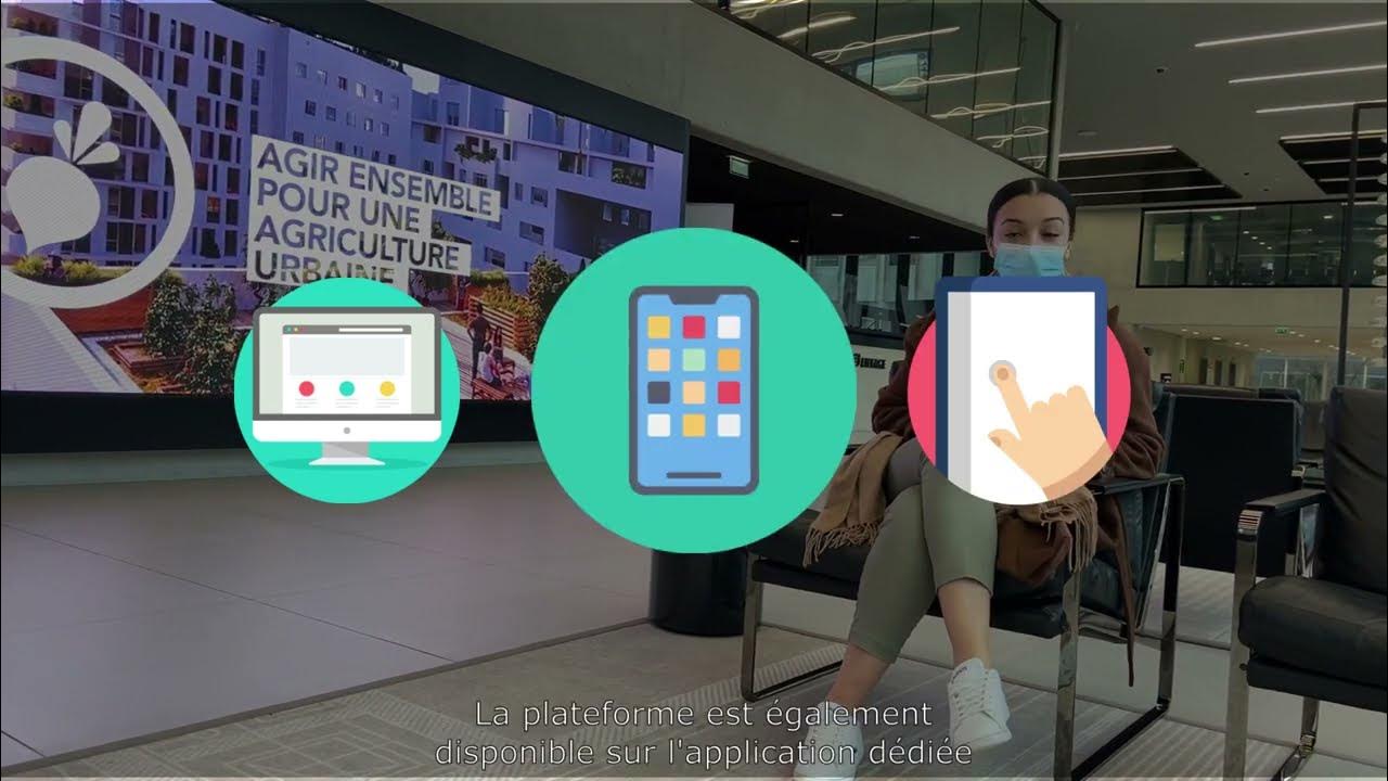 Smartphone Android affichant l'application MyPeopleDoc et un bulletin de paie dématérialisé
